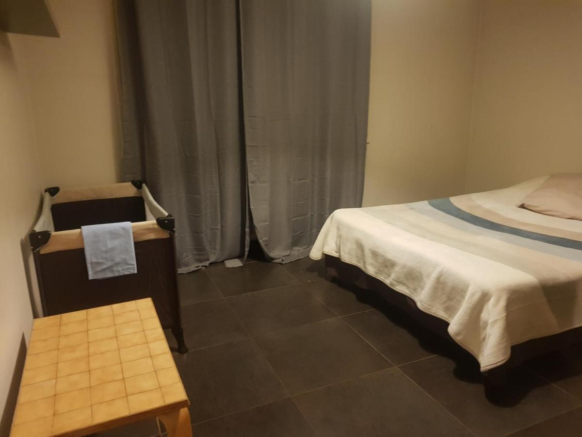 Grand Appartement Fonctionnel Et Calme Sur Lyon8 A 2 Pas Du Metro Kültér fotó